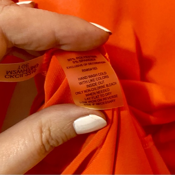 Calvin Klein spring time 🌸 wrap around blouse-office ready w/gold accent… - Picture 6 of 6